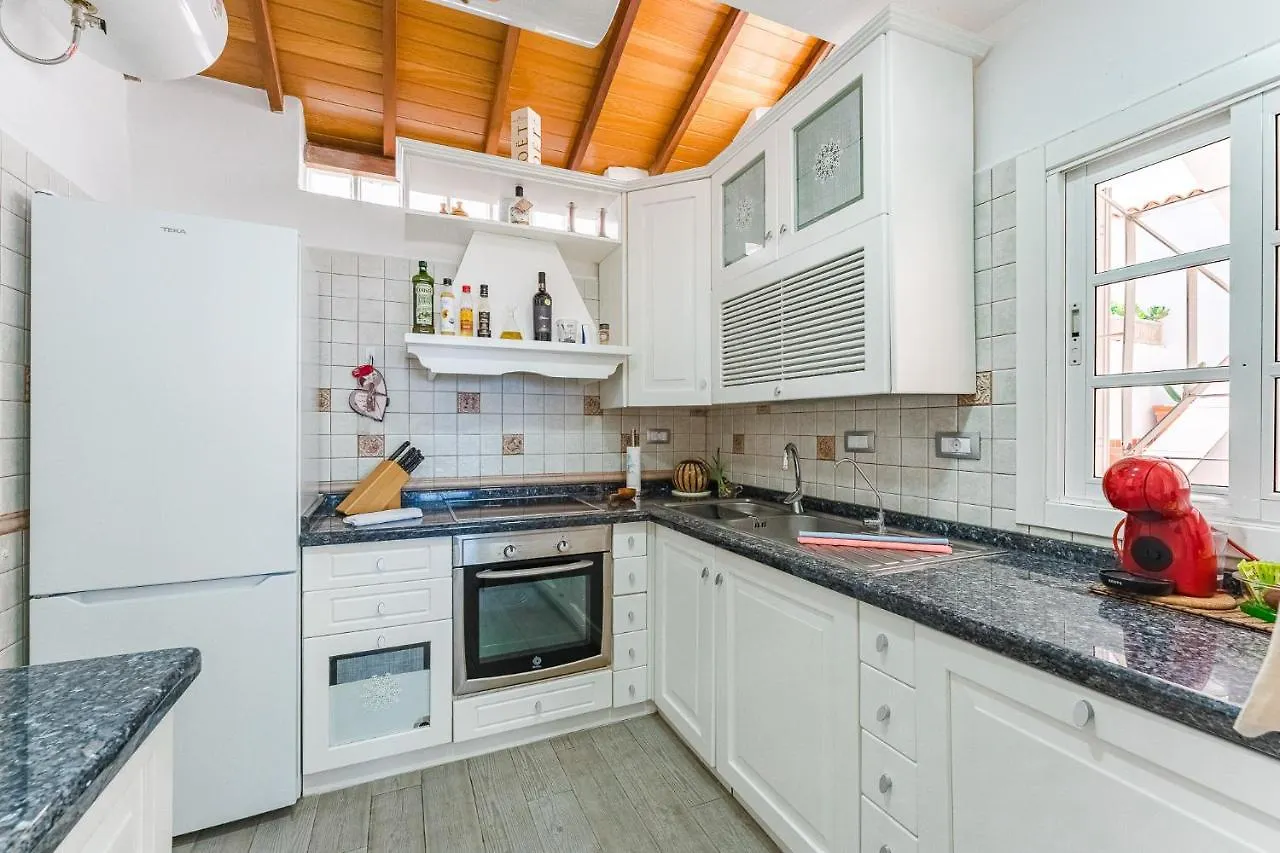 Balcon Del Atlantico Y Piscina Privada Villa Costa Adeje  Holiday home